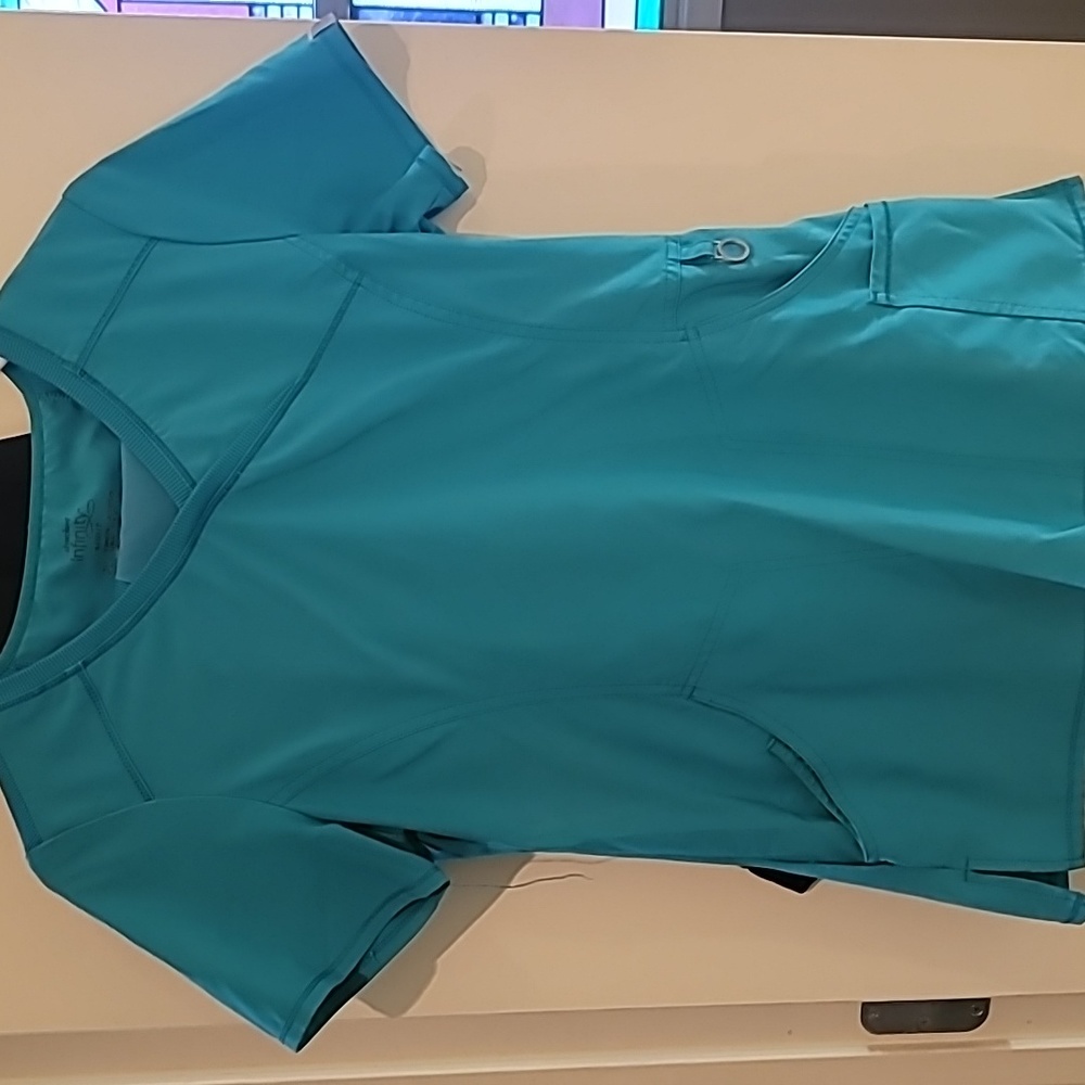 Scrub set